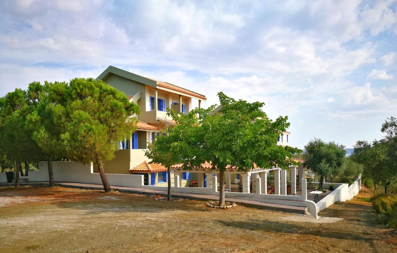 Olive Bay Hilltop Apartments Amoliani Zewnętrze zdjęcie