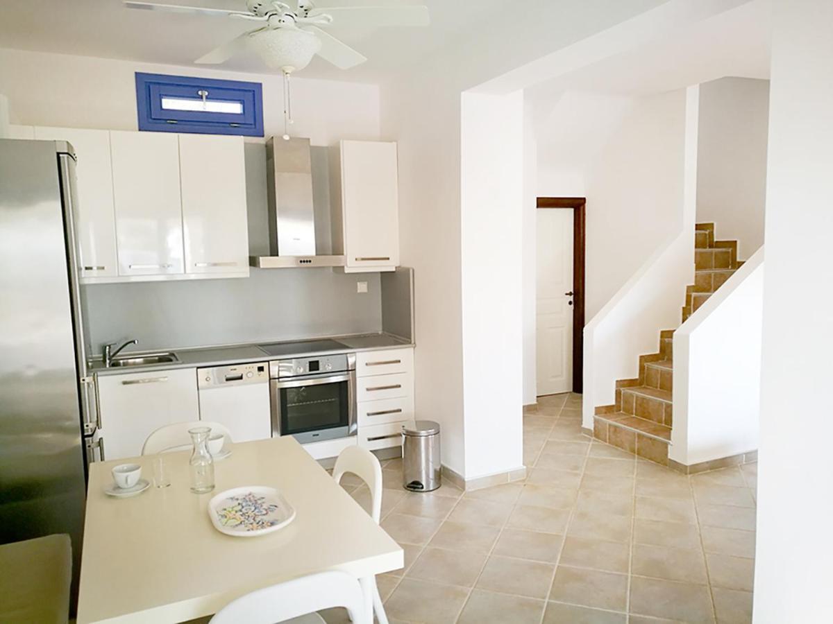 Olive Bay Hilltop Apartments Amoliani Zewnętrze zdjęcie
