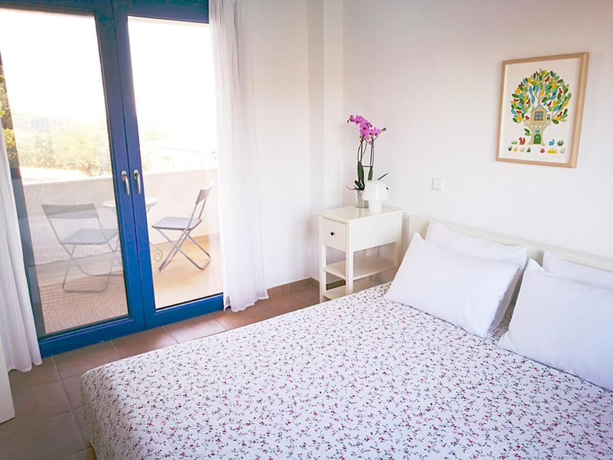 Olive Bay Hilltop Apartments Amoliani Zewnętrze zdjęcie