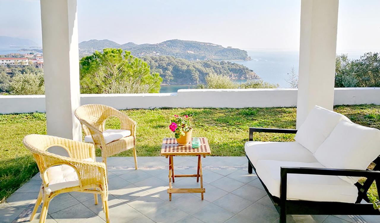 Olive Bay Hilltop Apartments Amoliani Zewnętrze zdjęcie