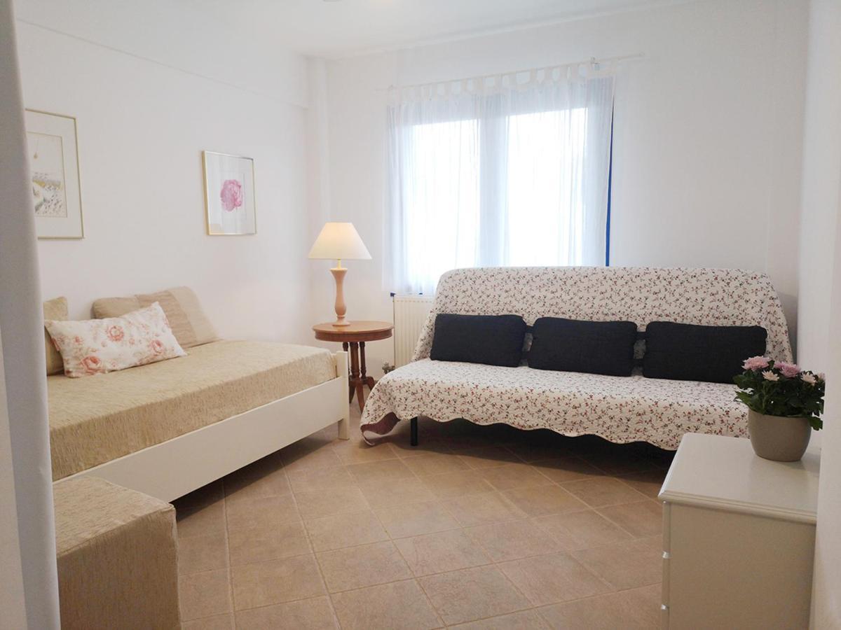 Olive Bay Hilltop Apartments Amoliani Zewnętrze zdjęcie