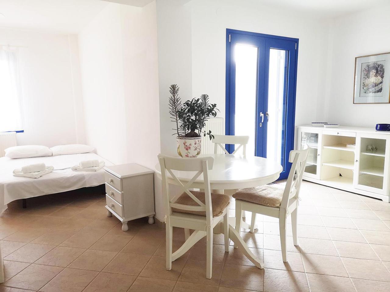 Olive Bay Hilltop Apartments Amoliani Pokój zdjęcie